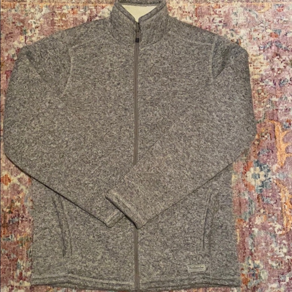 Avalanche fleecy gray jacket NWOT